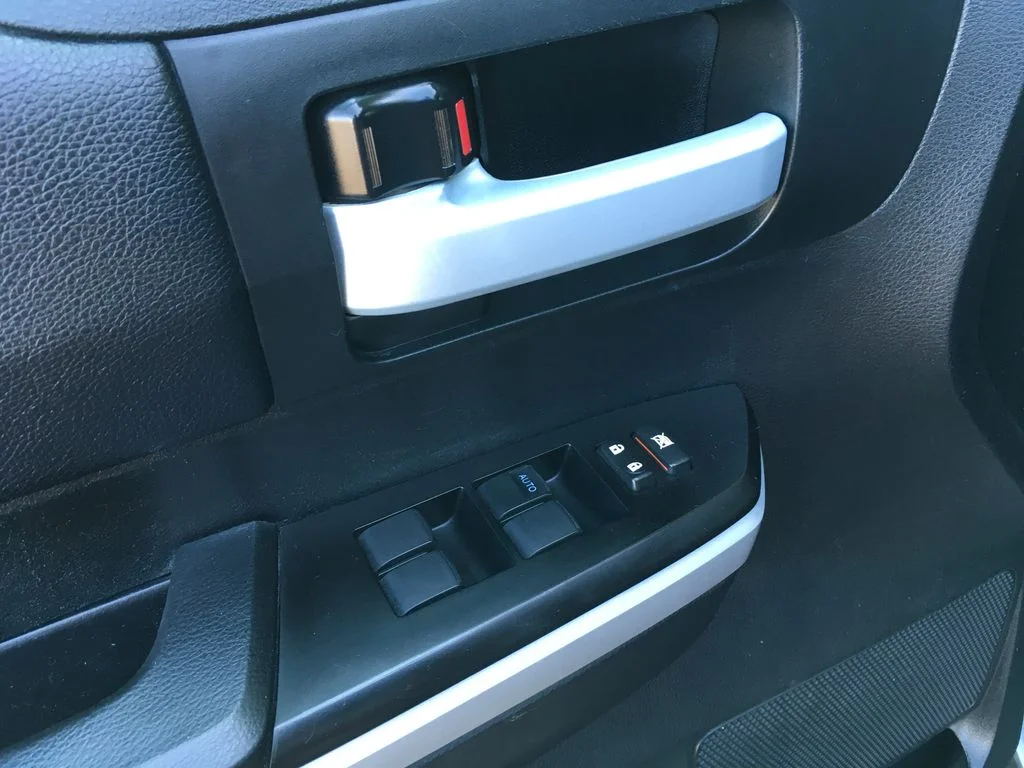 Used 2019 Gray Toyota SR5 image 20