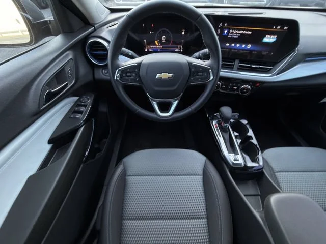 2026 Chevrolet Trax LT - Photo 11