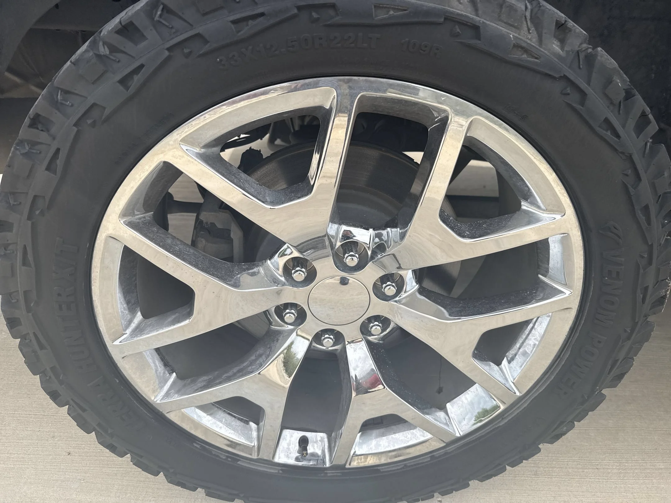 Used 2019 Blue Ram Big Horn/Lone Star image 9