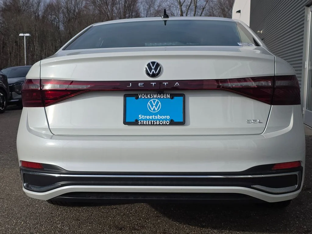 New 2026 Opal White Pearl Volkswagen 1.5T SEL image 13
