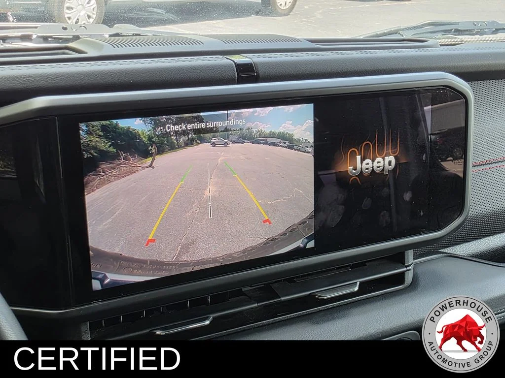 Used 2024 White Jeep Rubicon image 24
