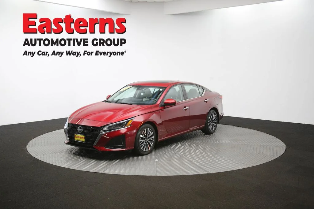 Used 2023 Red Nissan 2.5 SV image 55