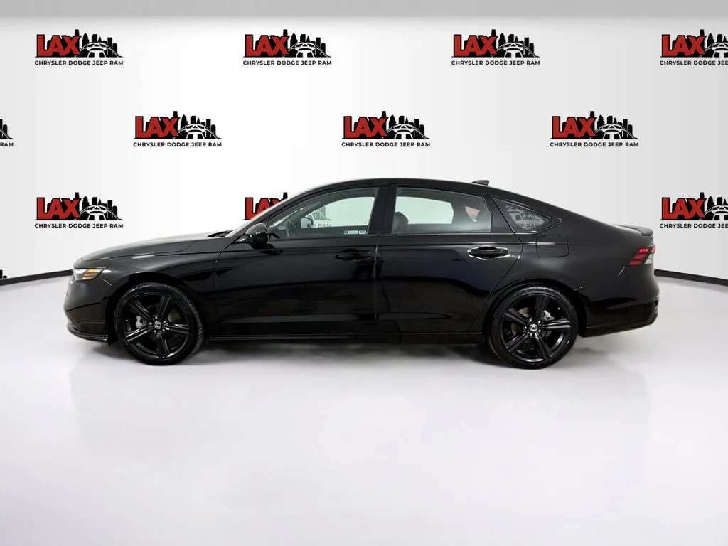 Used 2024  Honda Sport-L image 4
