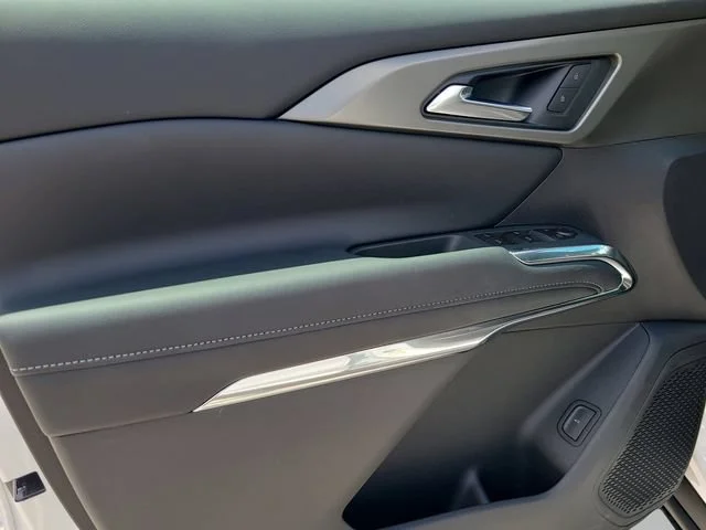 New 2026 Summit White Chevrolet LT image 15