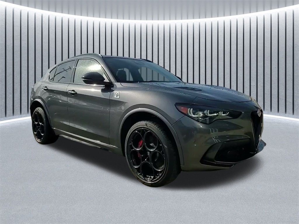 2024 Alfa Romeo Stelvio