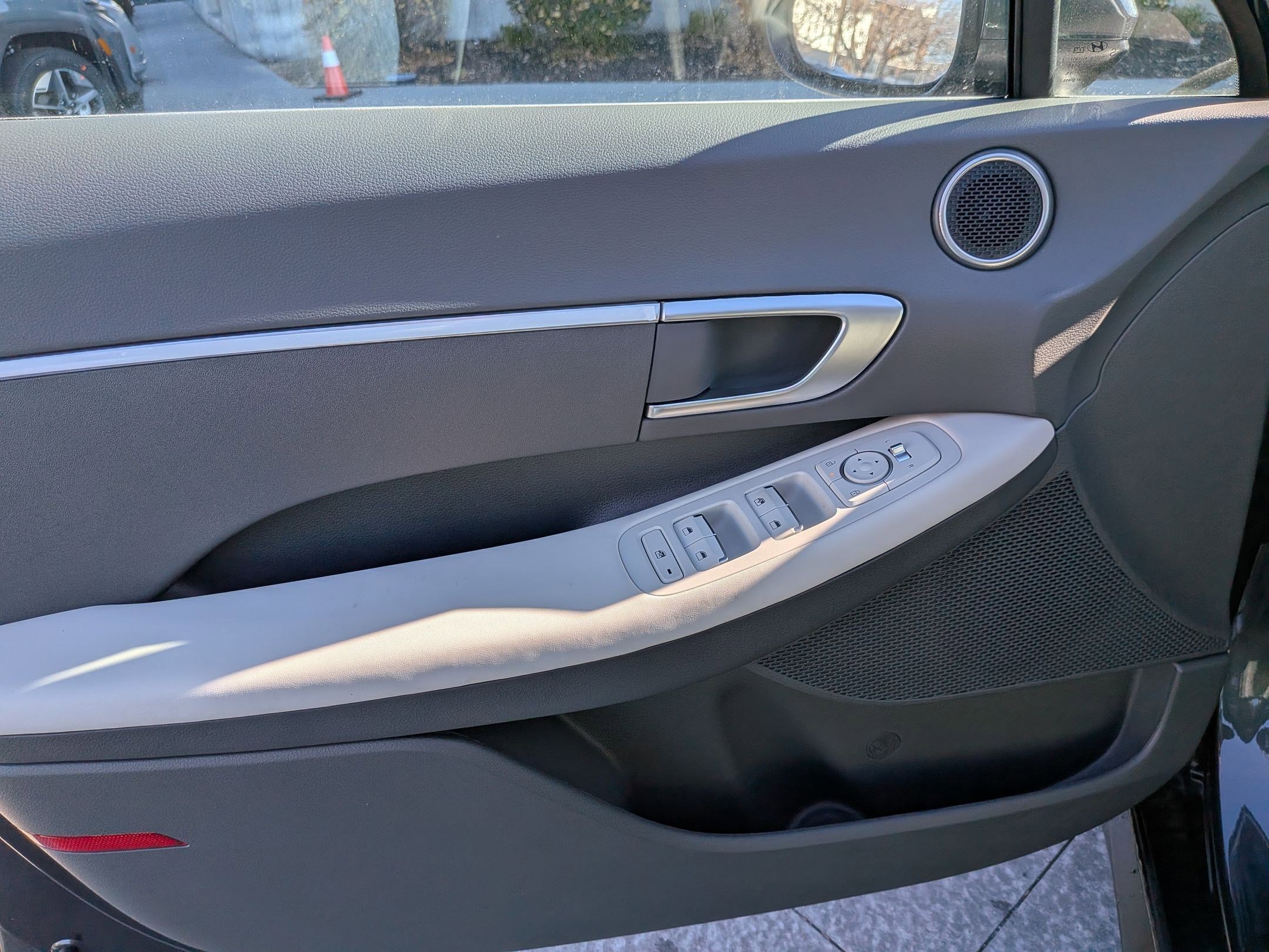 New 2026 Portofino Gray Hyundai SE image 10