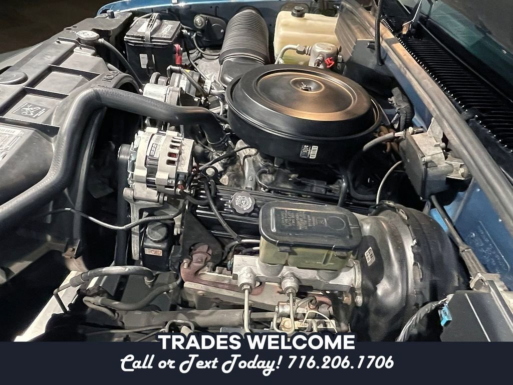 Used 1992  Chevrolet NA image 25