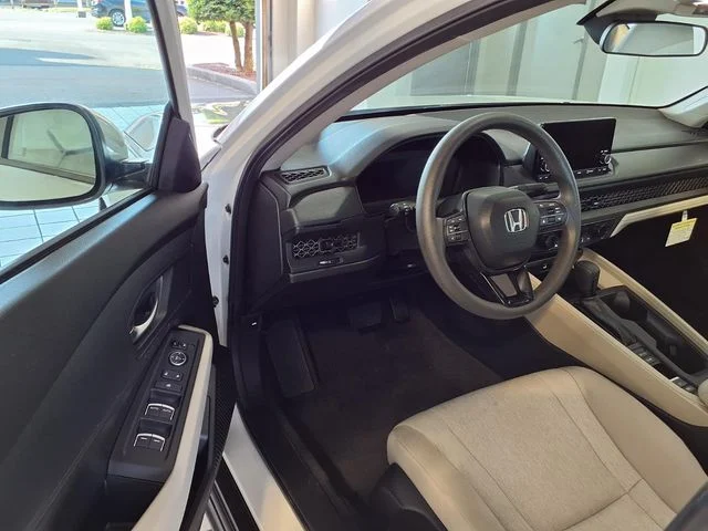 2025 Honda Accord LX - Photo 6