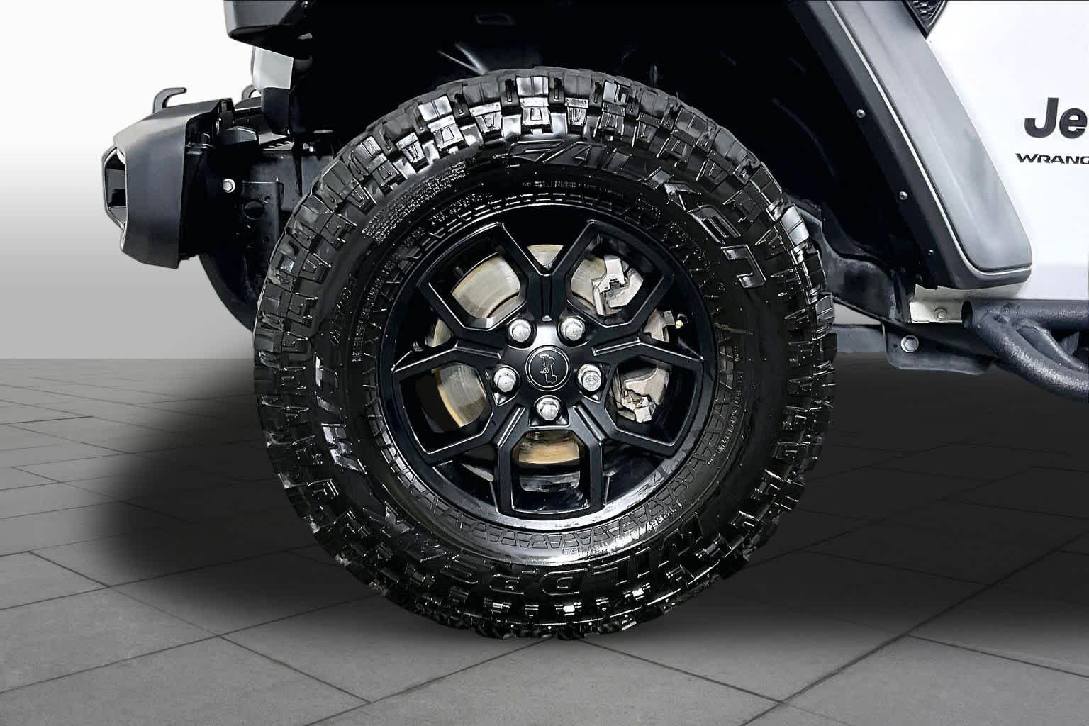 Used 2024 Bright White Clearcoat Jeep Willys image 10