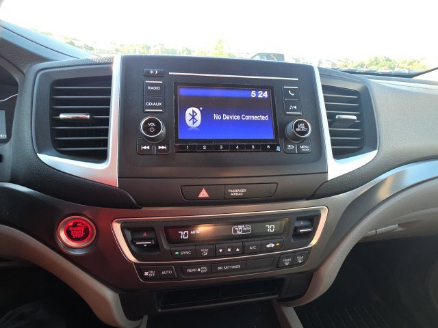 Used 2017 White Honda RTS image 18