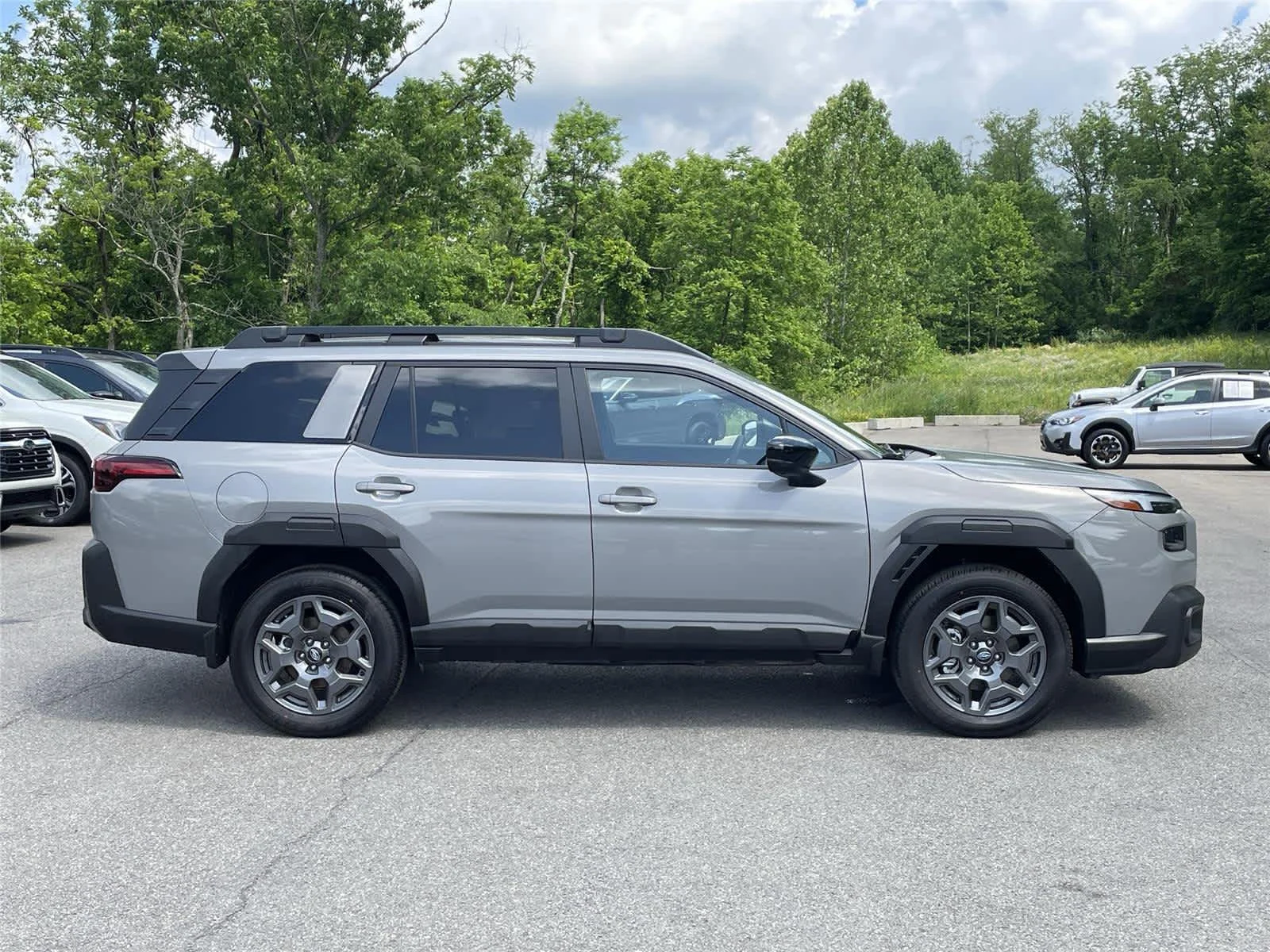 Used 2026 River Rock Pearl Subaru Premium image 6