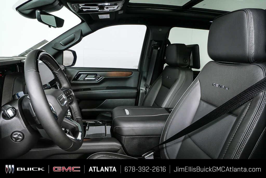 2026 GMC Yukon XL Denali - Photo 6