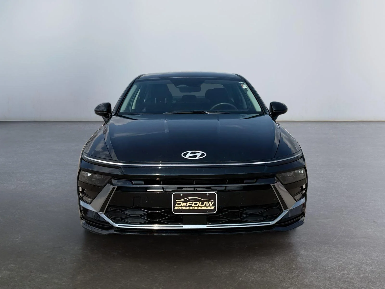 Used 2025 Abyss Black Hyundai SEL image 8