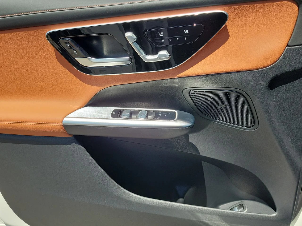 New 2027 Polar White Mercedes-Benz GLC 300 image 22