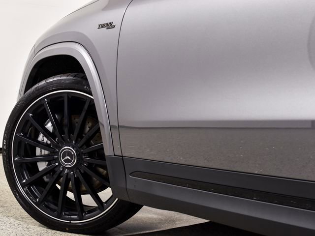 New 2026 Mountain Grey Metallic Mercedes-Benz GLA 35 AMG® image 63