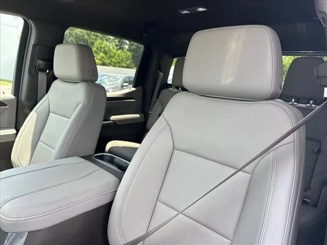 2026 GMC Sierra 1500 SLT - Photo 29