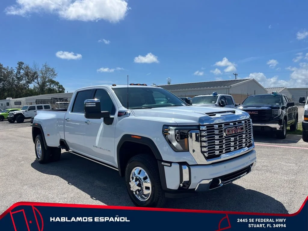 New 2026 Glacier White Tricoat GMC Denali DRW image 2