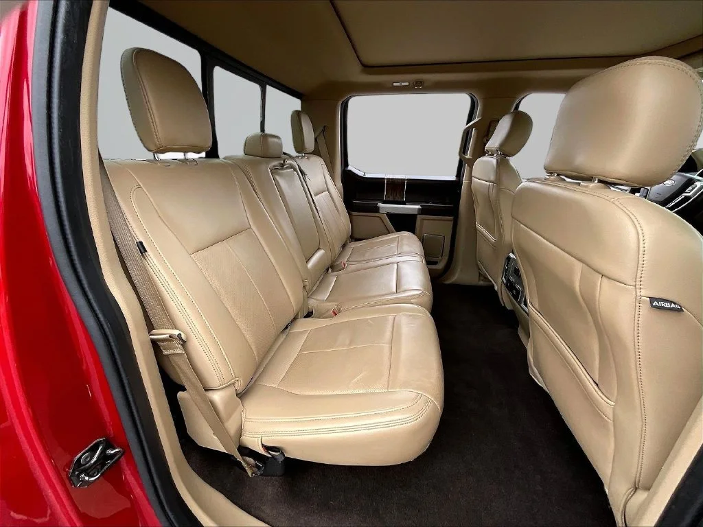Used 2020 Rapid Red Metallic Tinted Clearcoat Ford Lariat image 29