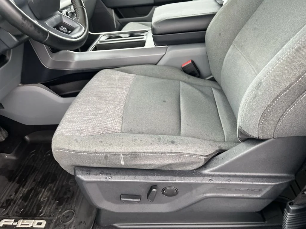 Used 2023 White Ford XLT image 12