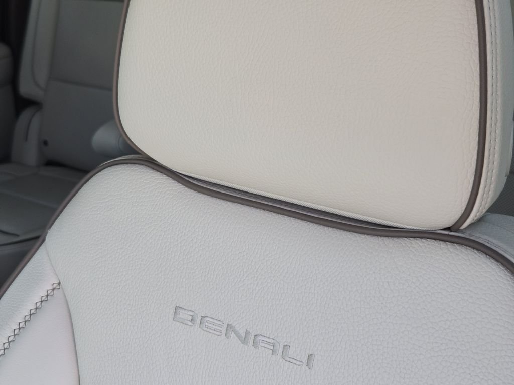 Used 2024 White GMC Denali image 16