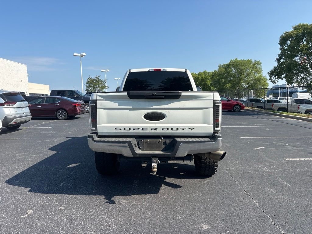 Used 2019 White Ford XLT image 4