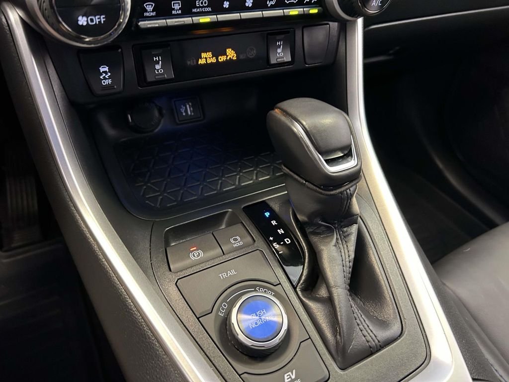 Certified Used 2025 Silver Toyota XSE image 22