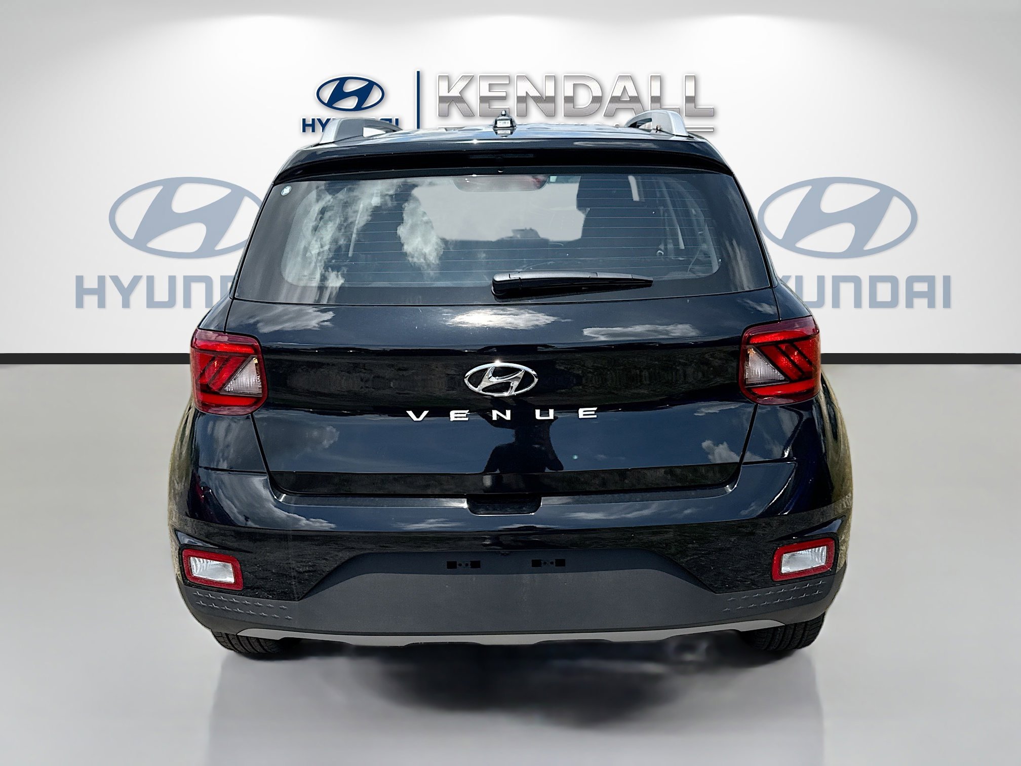 New 2026 Onyx Black Hyundai SEL image 29