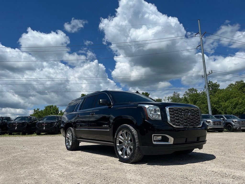 Used 2018 Onyx Black GMC Denali image 7