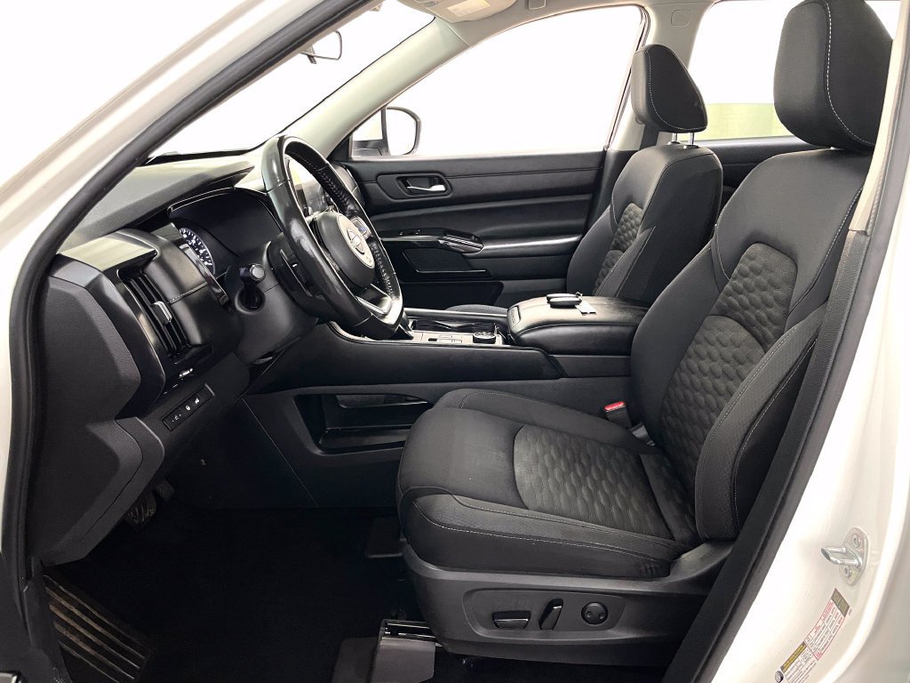 2022 Nissan Pathfinder SV - Photo 8