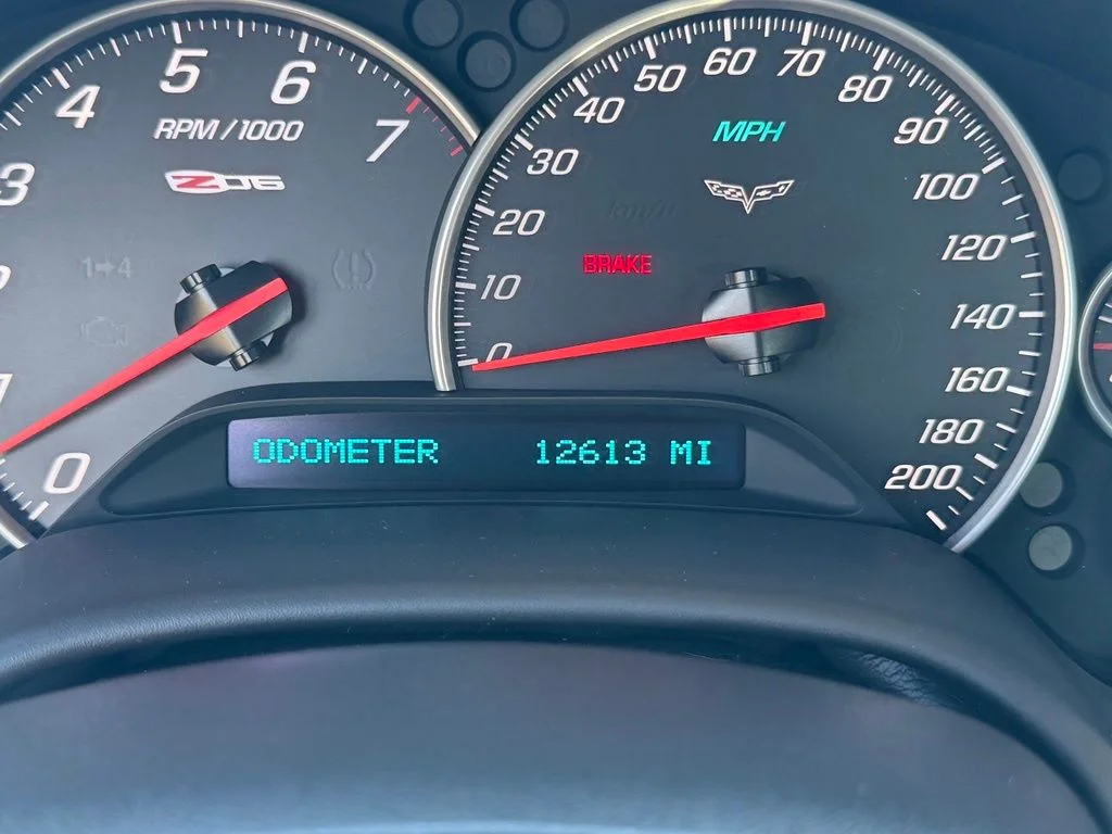 Used 2009 Gray Chevrolet Z06 image 30