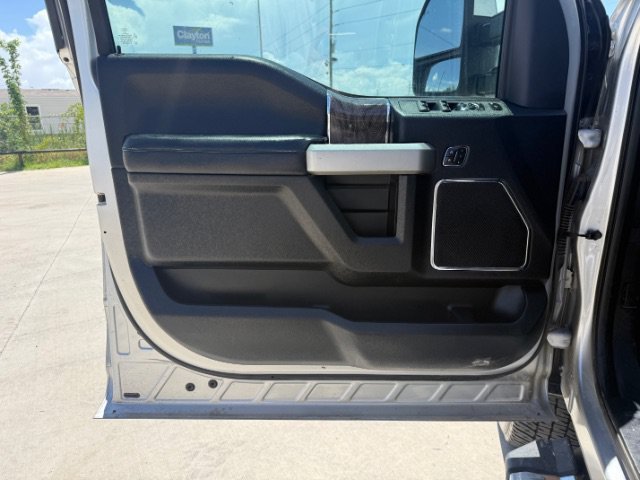 Used 2017 Silver Ford Lariat image 23