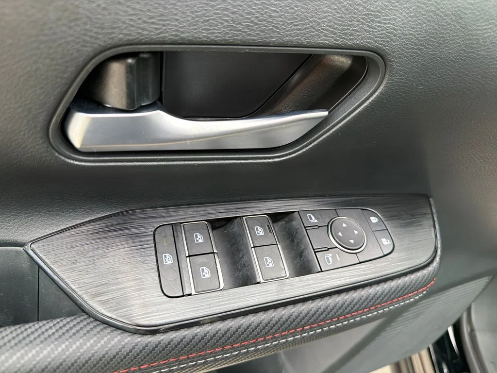 Used 2025 Black Nissan SR image 18