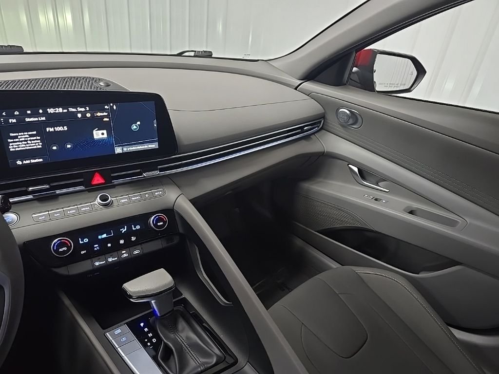 Used 2024 Red Hyundai SEL image 29