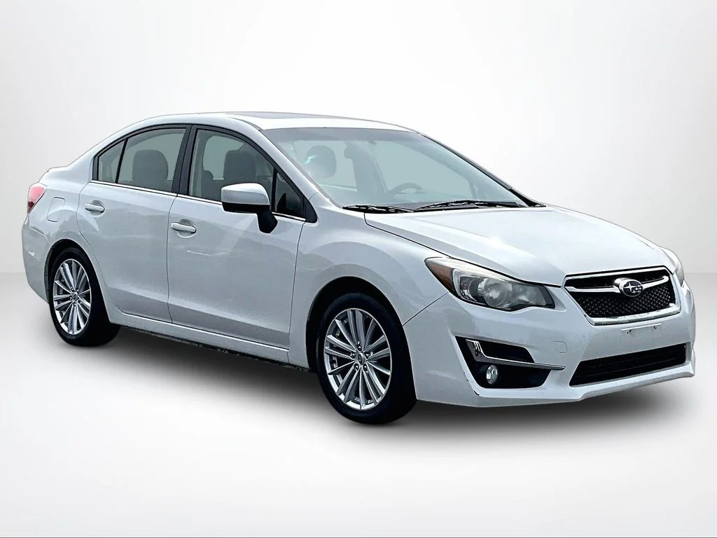 Used 2015 White Subaru 2.0i Premium image 12