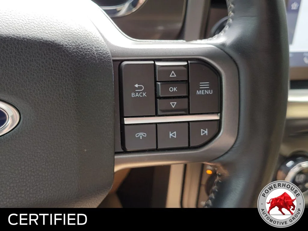 Used 2021 White Ford Lariat image 30