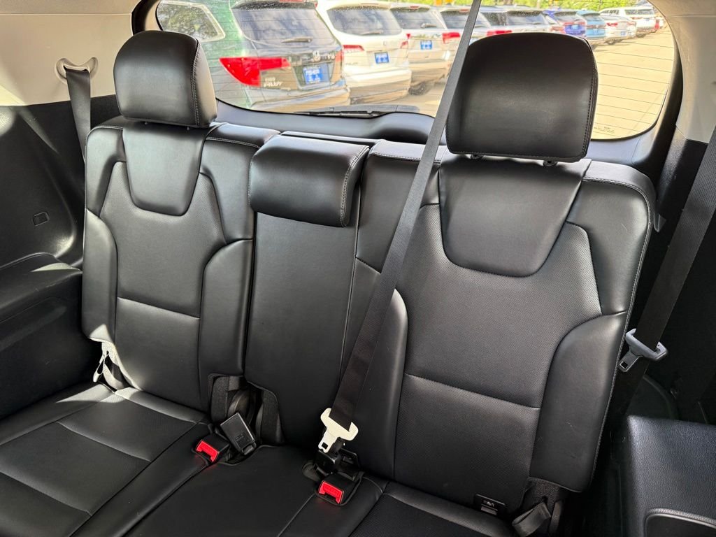 Used 2020 Grey Kia LX image 15