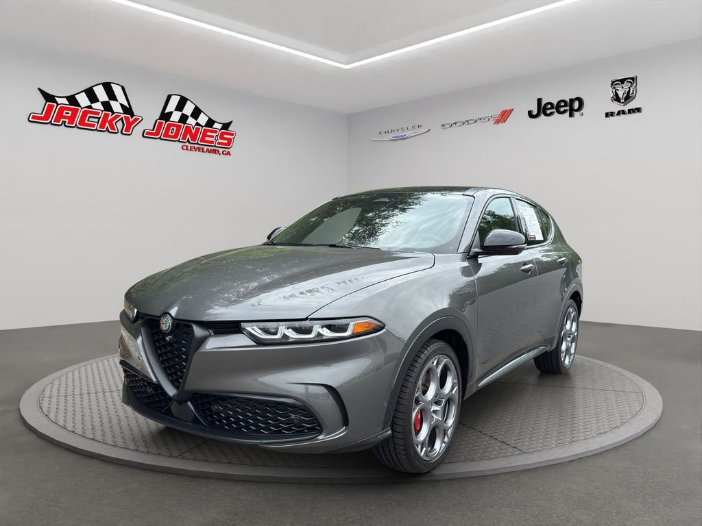 2024 Alfa Romeo Tonale Veloce's photo