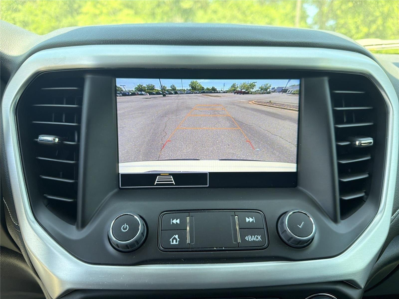 Used 2023 Summit White GMC SLE image 12