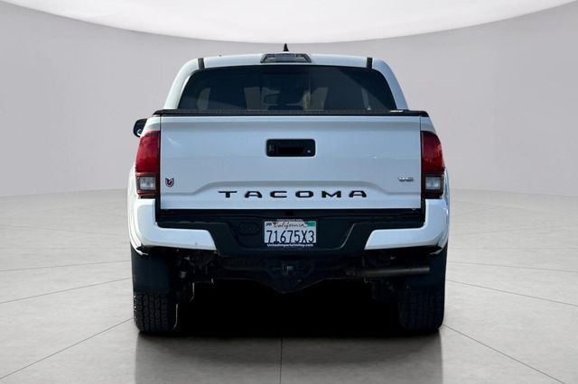 Certified Used 2022 White Toyota SR5 image 5