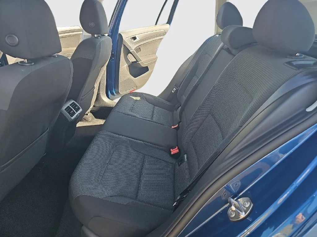 Used 2019 Blue Volkswagen S image 13