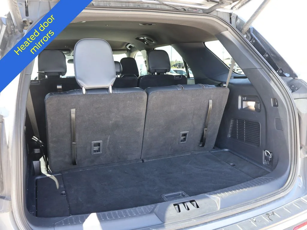 Used 2025 Gray Ford ST-Line image 17