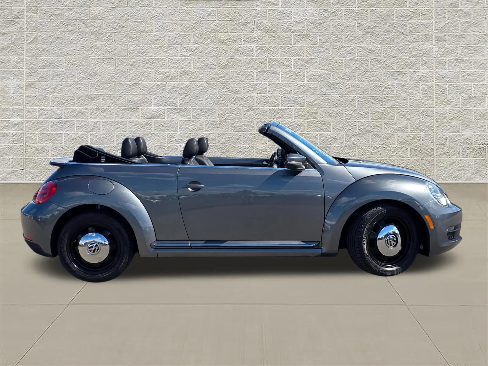 Used 2014 Gray Volkswagen 1.8T image 8