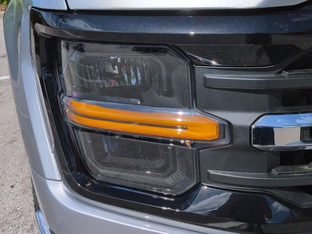 New 2026 Iconic Silver Metallic Ford XLT image 10