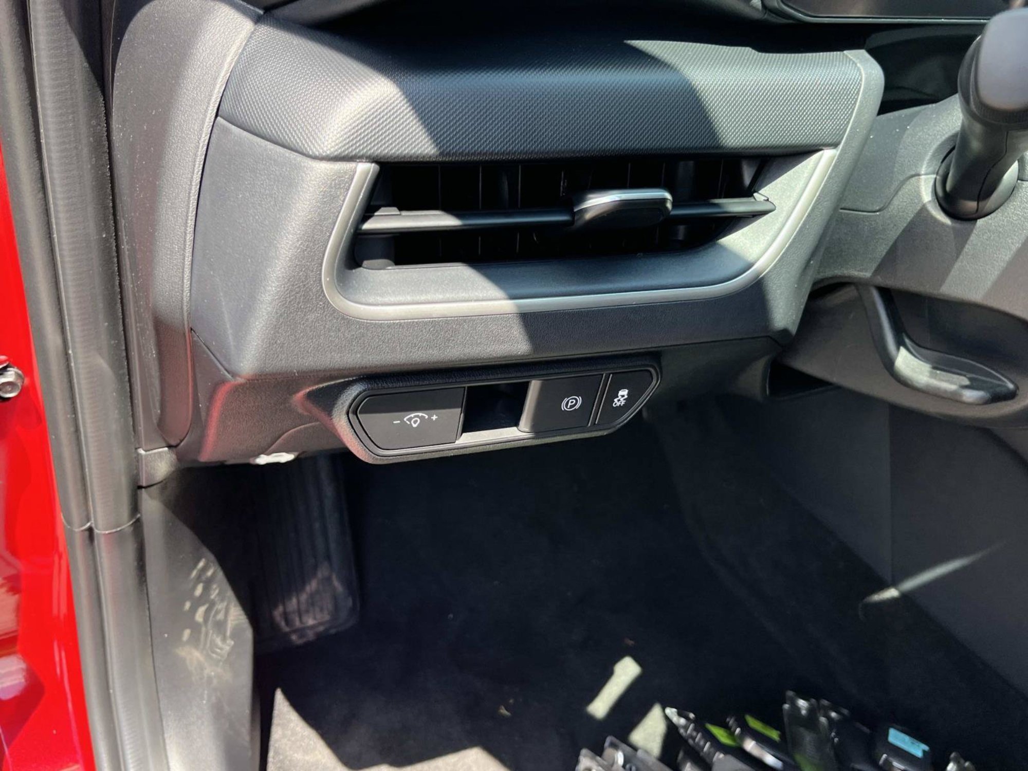 New 2026 Currant Red Kia LXS image 20