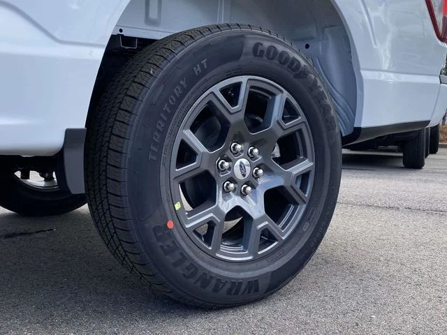 New 2026 Oxford White Ford STX® image 9