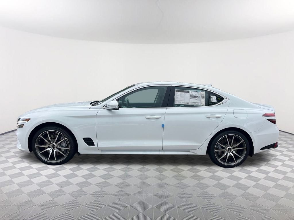 2026 GENESIS G70 Standard - Photo 8