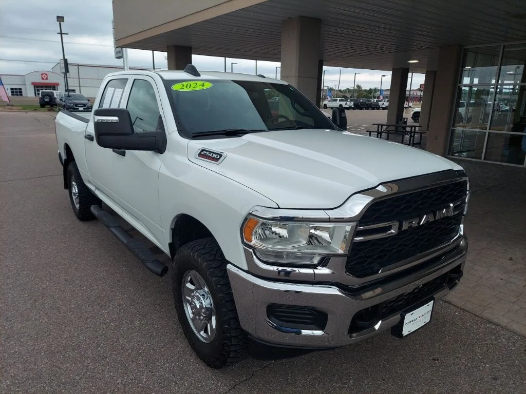2024 RAM 2500 Tradesman 4X4 Crew Cab SWB's photo
