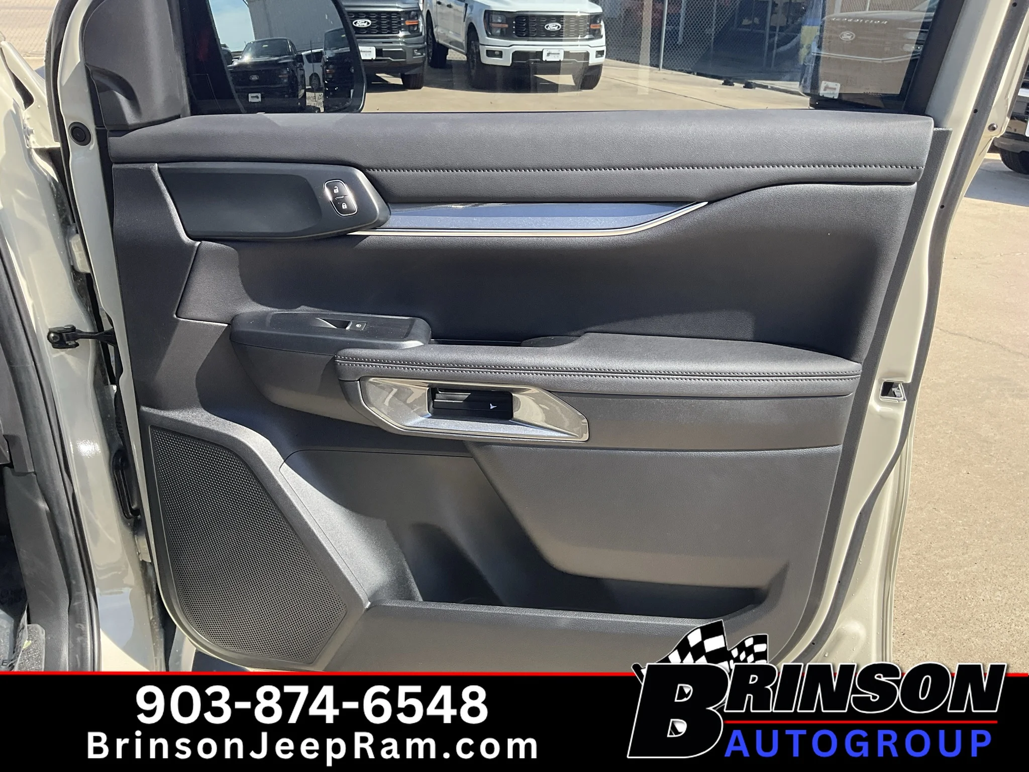 Used 2025 Desert Sand Ford LARIAT image 19