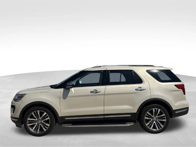 Used 2018 Silver Ford Platinum image 6