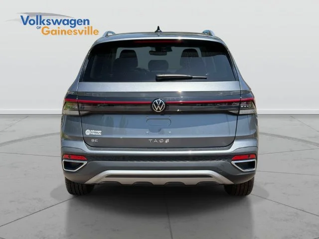 New 2026 Platinum Gray Metallic Volkswagen SE image 5